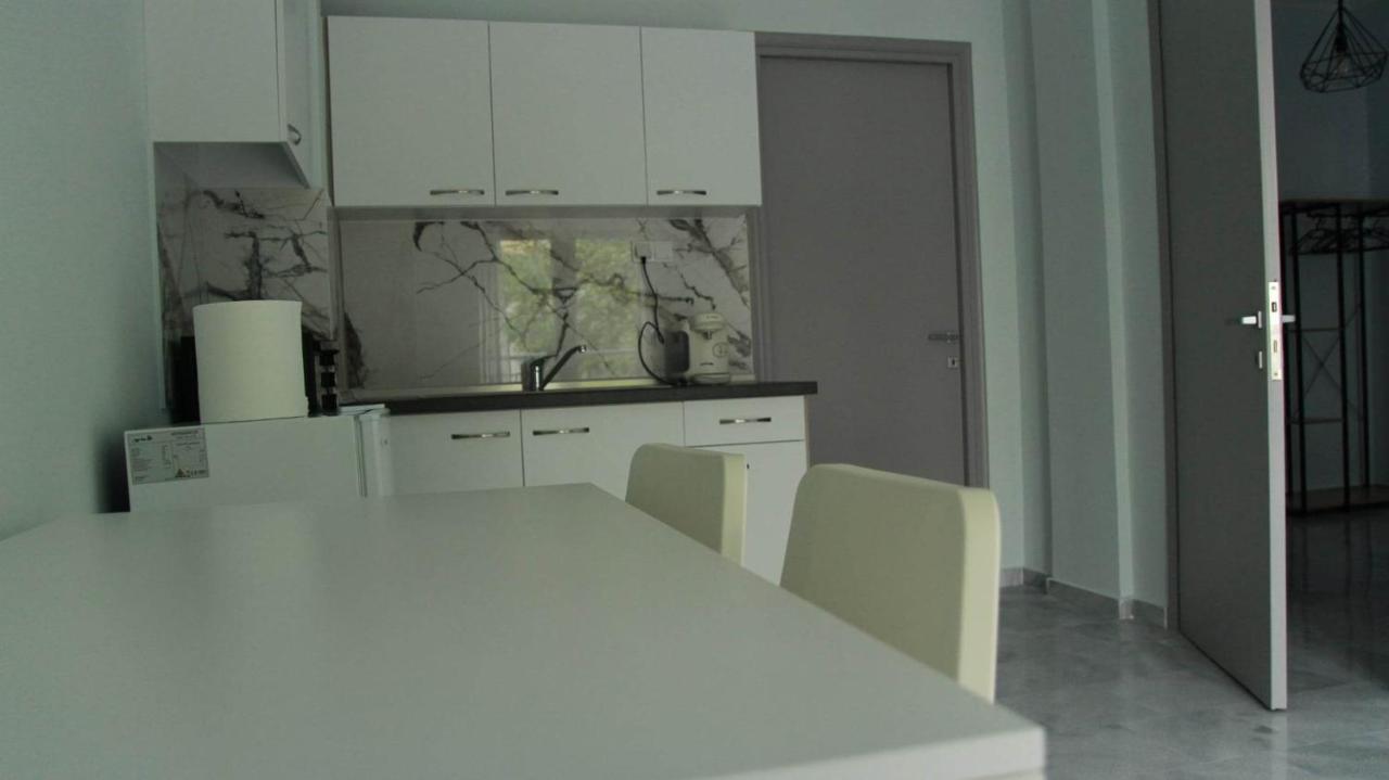 Central Stay Kavala Α Exterior photo